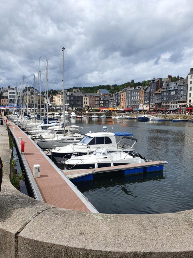 L Haute Du Gouverneur Honfleur Eksteriør bilde